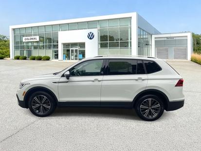 volkswagen tiguan 2024 3VVAB7AX2RM225549 image volkswagen tiguan 2024 3VVAB7AX2RM225549 image