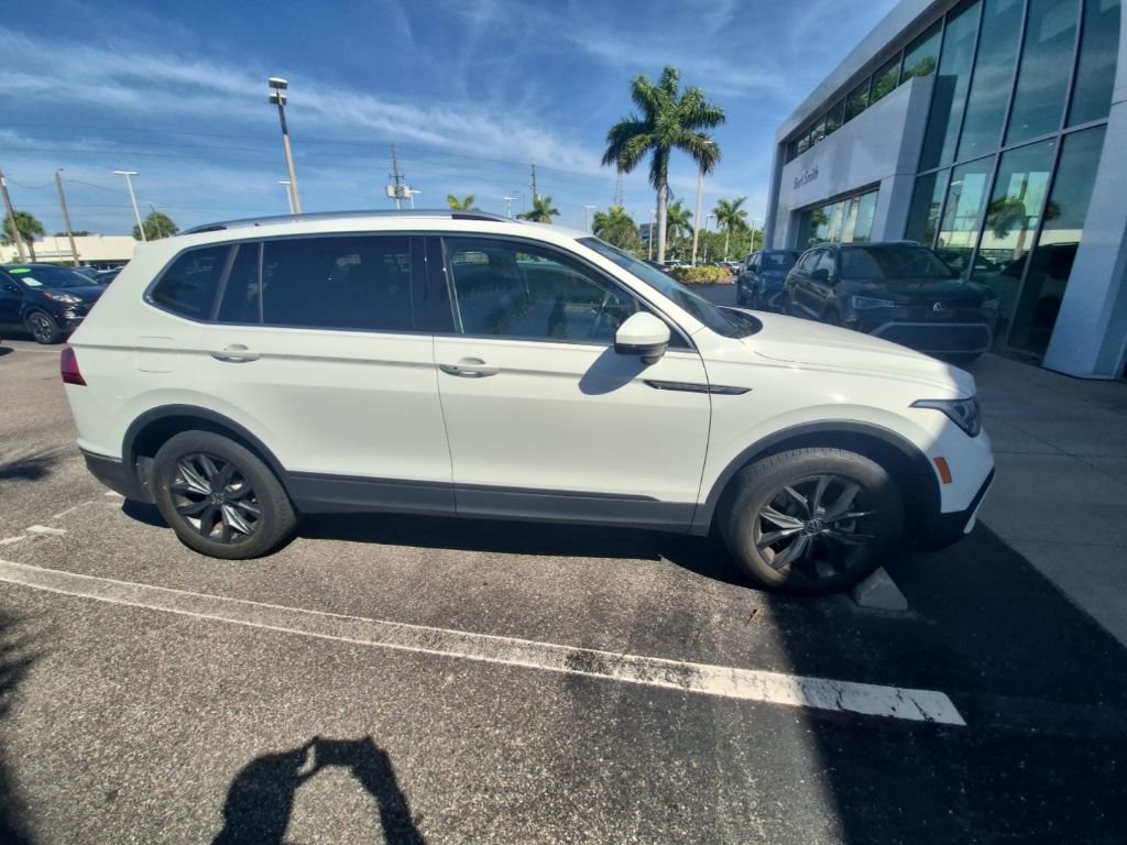 volkswagen tiguan 2024 3VV3B7AX2RM044475 image volkswagen tiguan 2024 3VV3B7AX2RM044475 image
