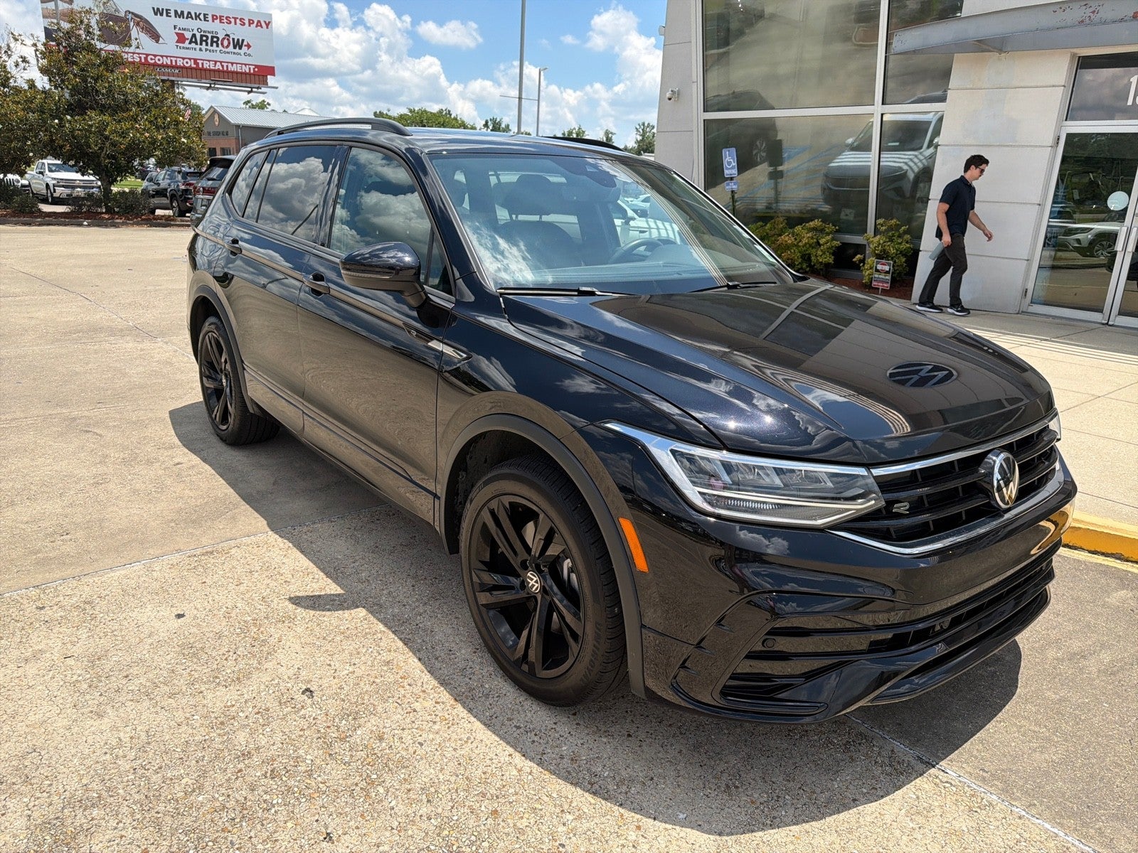 volkswagen tiguan 2024 3VV8B7AX1RM054565 image volkswagen tiguan 2024 3VV8B7AX1RM054565 image