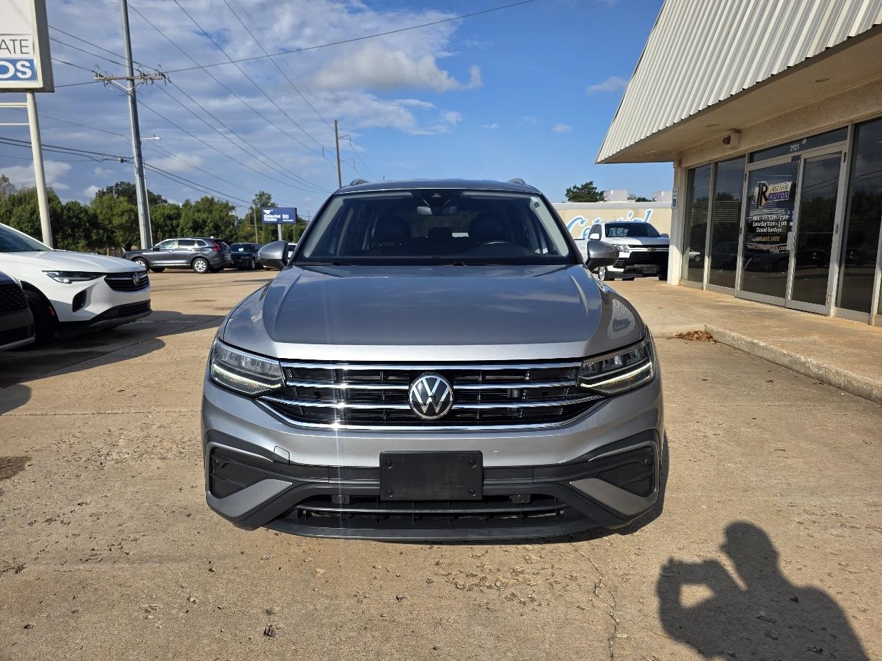 volkswagen tiguan 2024 3VV3B7AX5RM043952 image volkswagen tiguan 2024 3VV3B7AX5RM043952 image