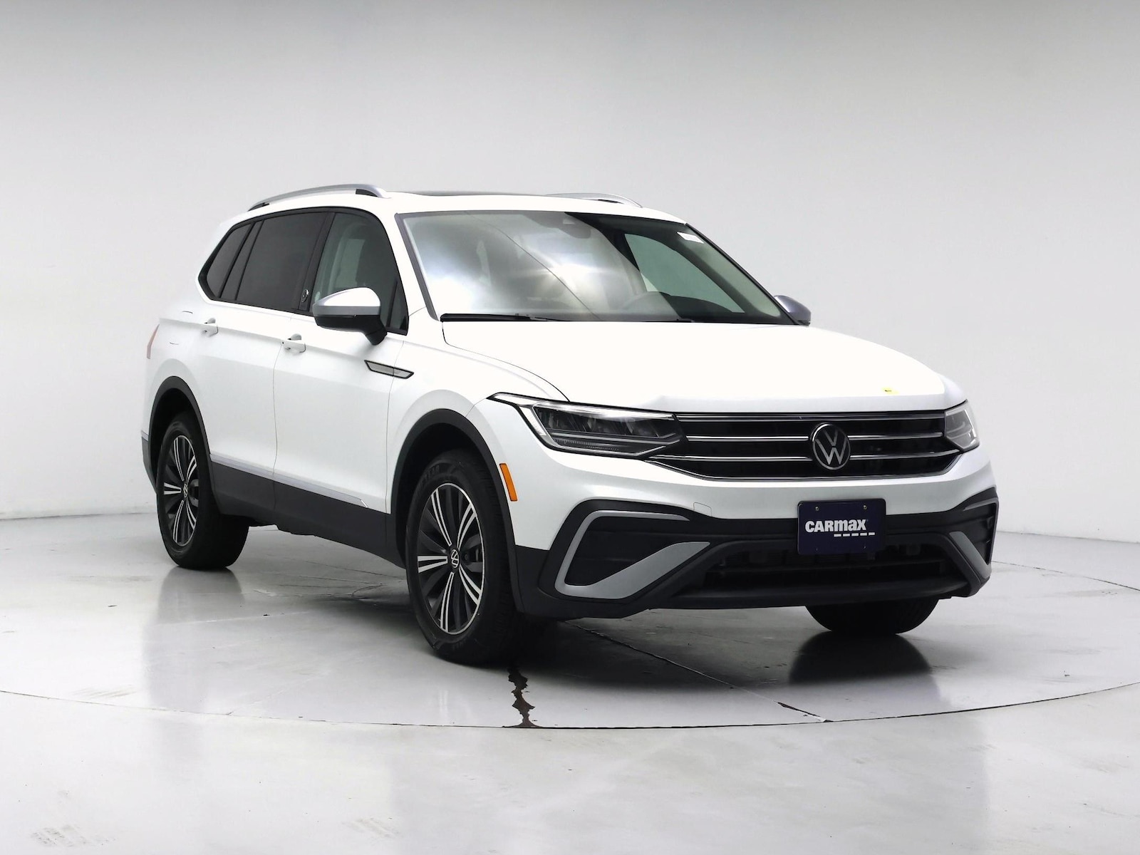 volkswagen tiguan 2024 3VVTB7AX8RM217772 image volkswagen tiguan 2024 3VVTB7AX8RM217772 image