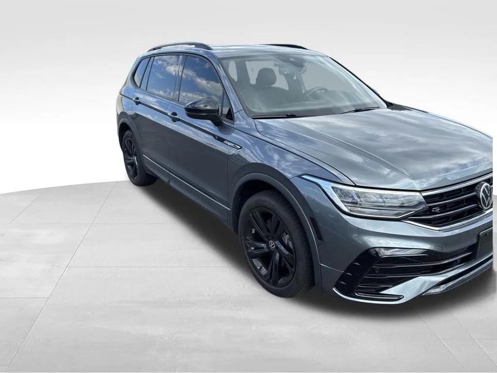 volkswagen tiguan 2024 3VV8B7AX7RM053565 image volkswagen tiguan 2024 3VV8B7AX7RM053565 image