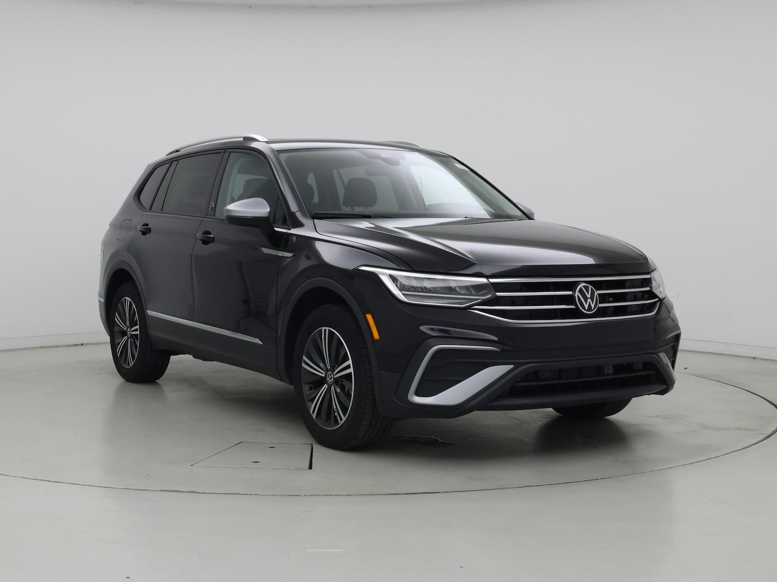 volkswagen tiguan 2024 3VVTB7AX1RM219959 image volkswagen tiguan 2024 3VVTB7AX1RM219959 image
