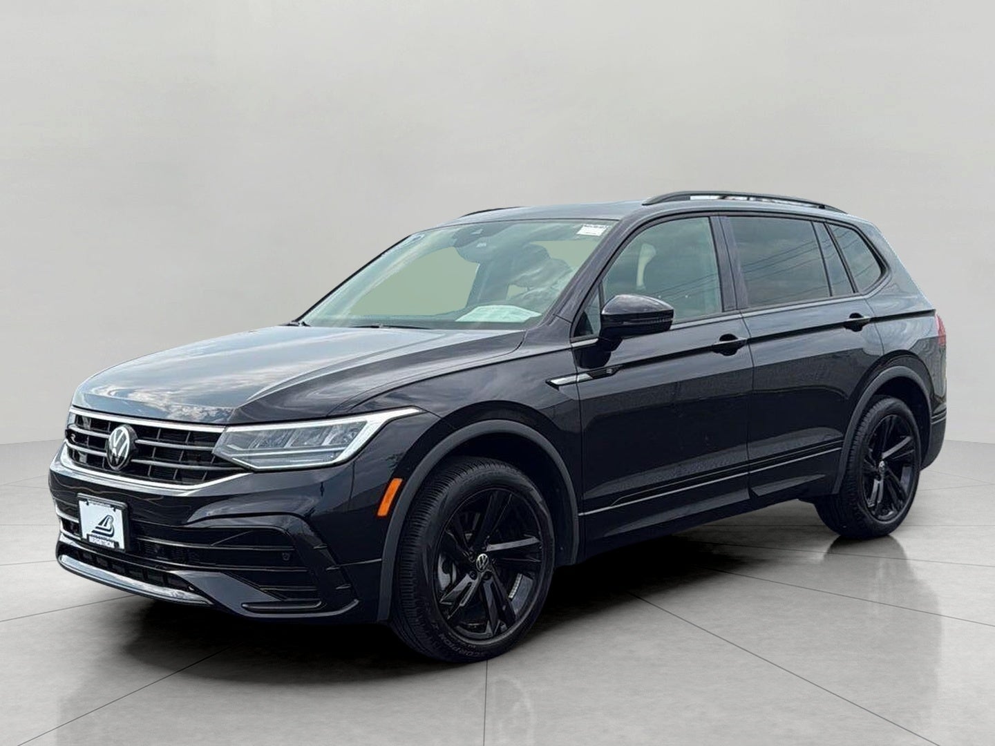volkswagen tiguan 2024 3VV8B7AX6RM002574 image volkswagen tiguan 2024 3VV8B7AX6RM002574 image