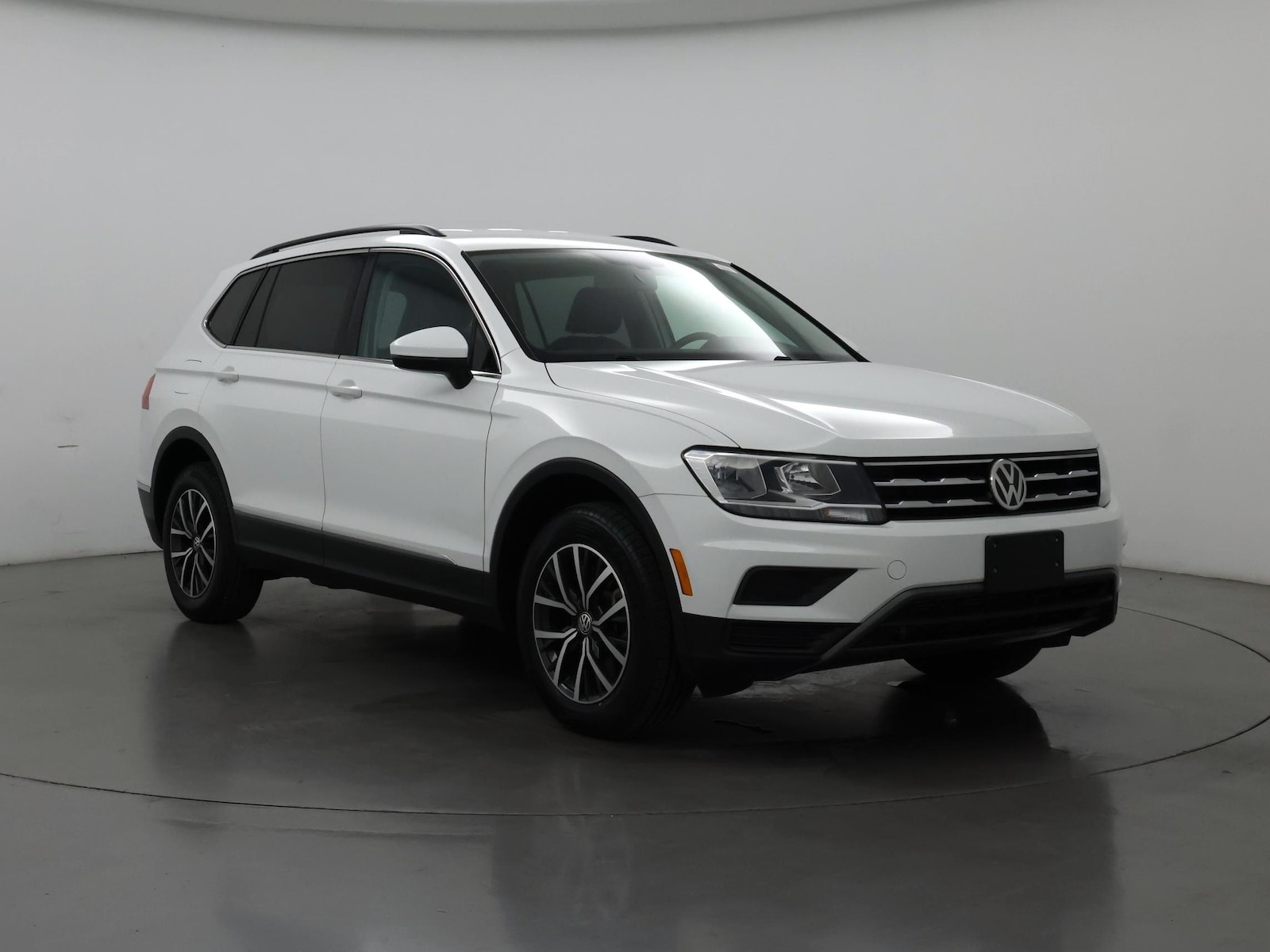 volkswagen tiguan 2020 3VV2B7AX7LM018201 image volkswagen tiguan 2020 3VV2B7AX7LM018201 image