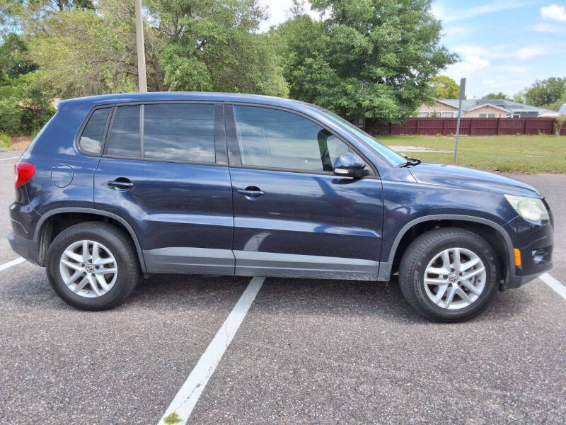 volkswagen tiguan 2011 WVGAV7AX9BW526701 image volkswagen tiguan 2011 WVGAV7AX9BW526701 image