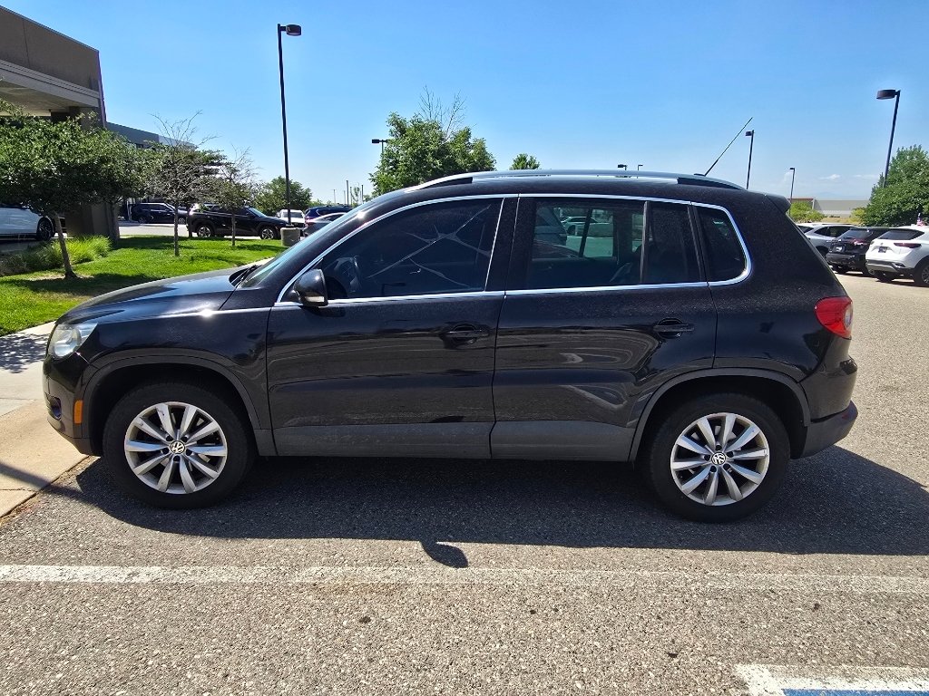 volkswagen tiguan 2011 WVGBV7AX4BW511933 image volkswagen tiguan 2011 WVGBV7AX4BW511933 image