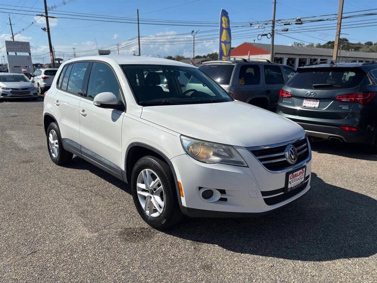 volkswagen tiguan 2011 WVGAV7AX4BW555166 image volkswagen tiguan 2011 WVGAV7AX4BW555166 image