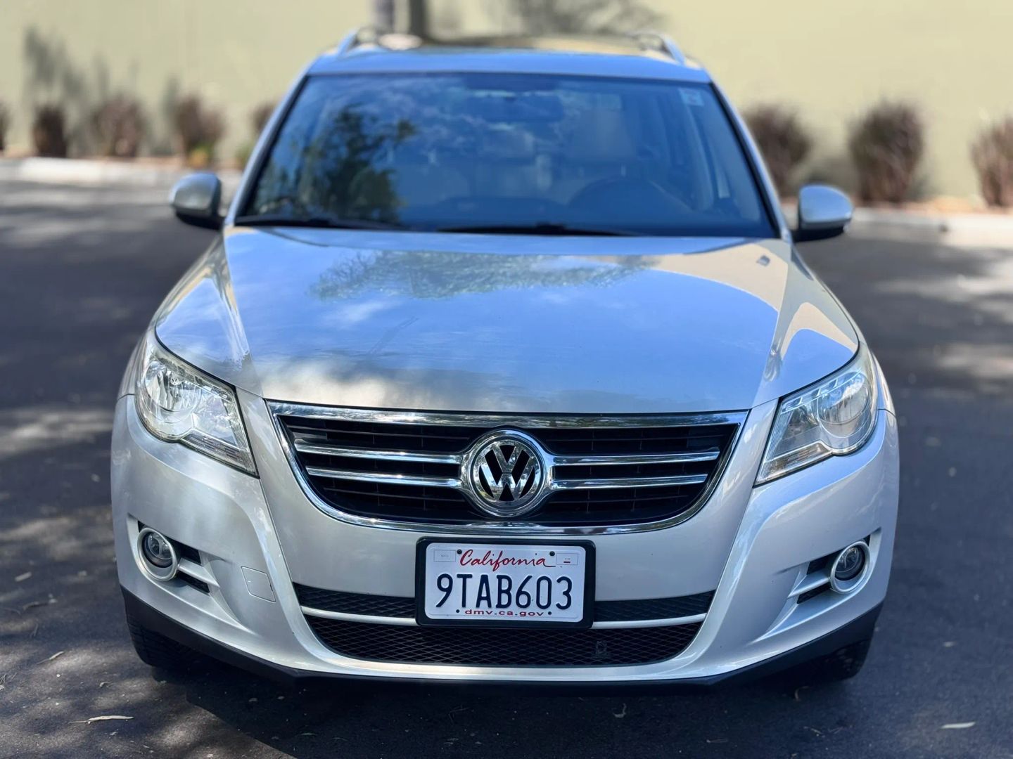 volkswagen tiguan 2011 WVGAV7AX3BW521011 image volkswagen tiguan 2011 WVGAV7AX3BW521011 image