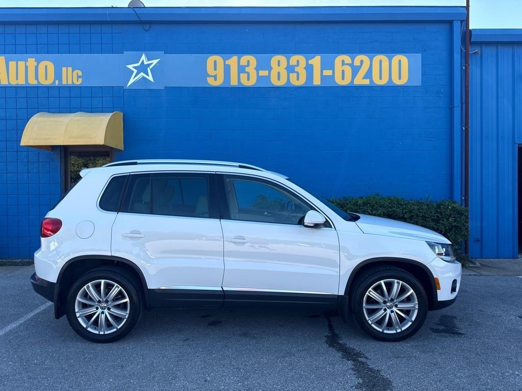 volkswagen tiguan 2013 WVGAV7AX3DW555579 image volkswagen tiguan 2013 WVGAV7AX3DW555579 image