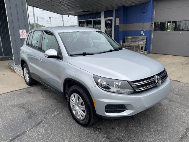 volkswagen tiguan 2013 WVGCV3AX6DW588240 image volkswagen tiguan 2013 WVGCV3AX6DW588240 image