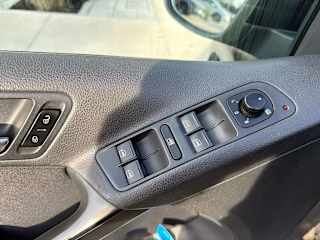 volkswagen tiguan 2010 WVGBV7AX9AW513286 image volkswagen tiguan 2010 WVGBV7AX9AW513286 image