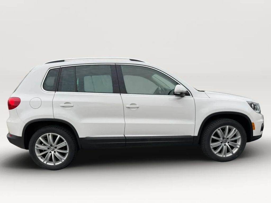 volkswagen tiguan 2014 WVGBV3AX2EW520885 image volkswagen tiguan 2014 WVGBV3AX2EW520885 image