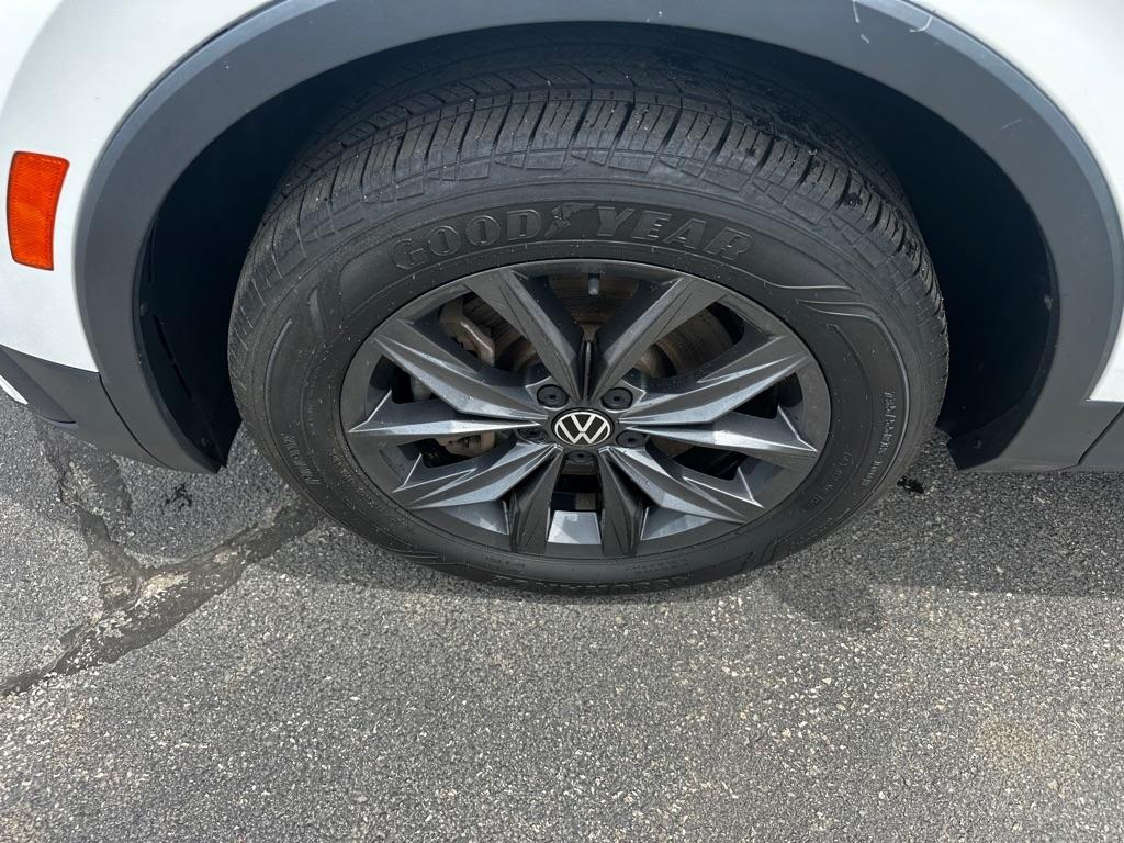 volkswagen tiguan 2022 3VV2B7AX0NM016955 image volkswagen tiguan 2022 3VV2B7AX0NM016955 image