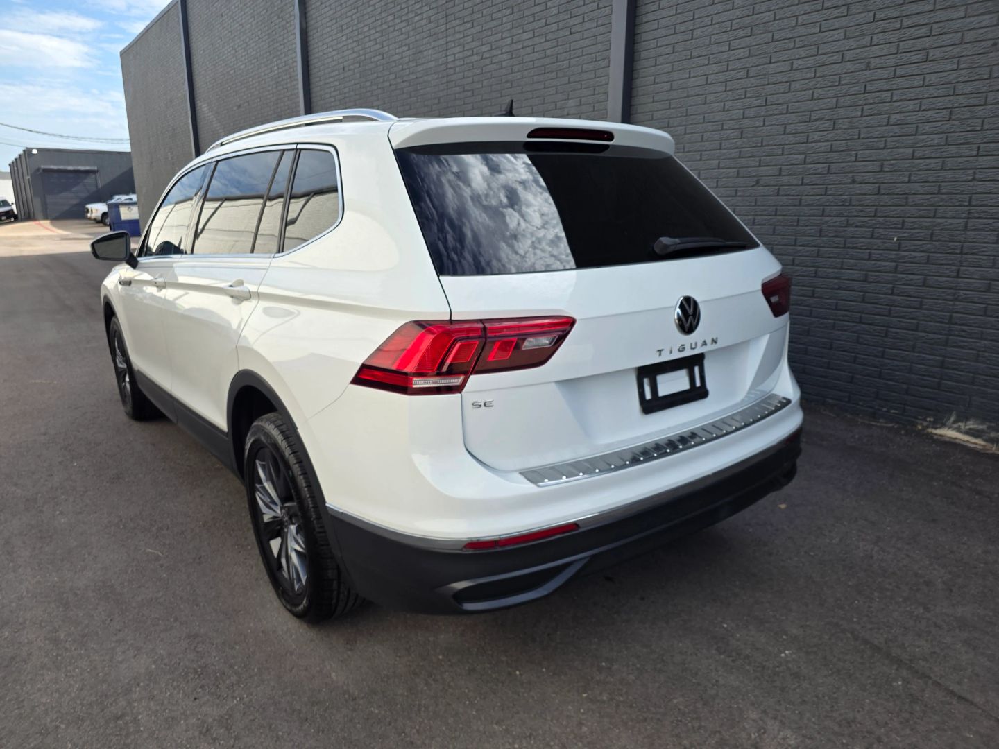 volkswagen tiguan 2022 3VV3B7AX7NM092855 image volkswagen tiguan 2022 3VV3B7AX7NM092855 image