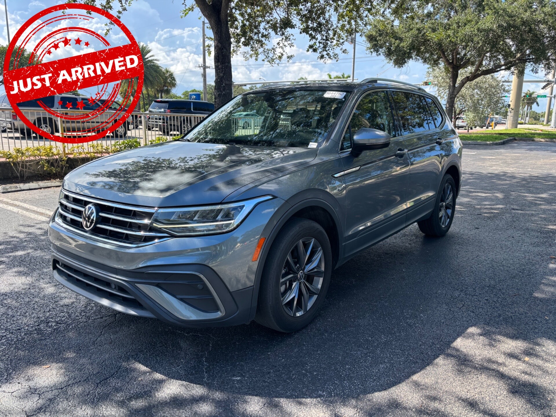 volkswagen tiguan 2022 3VV3B7AX6NM089140 image volkswagen tiguan 2022 3VV3B7AX6NM089140 image