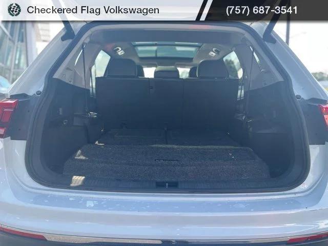volkswagen tiguan 2022 3VV3B7AX3NM100580 image volkswagen tiguan 2022 3VV3B7AX3NM100580 image