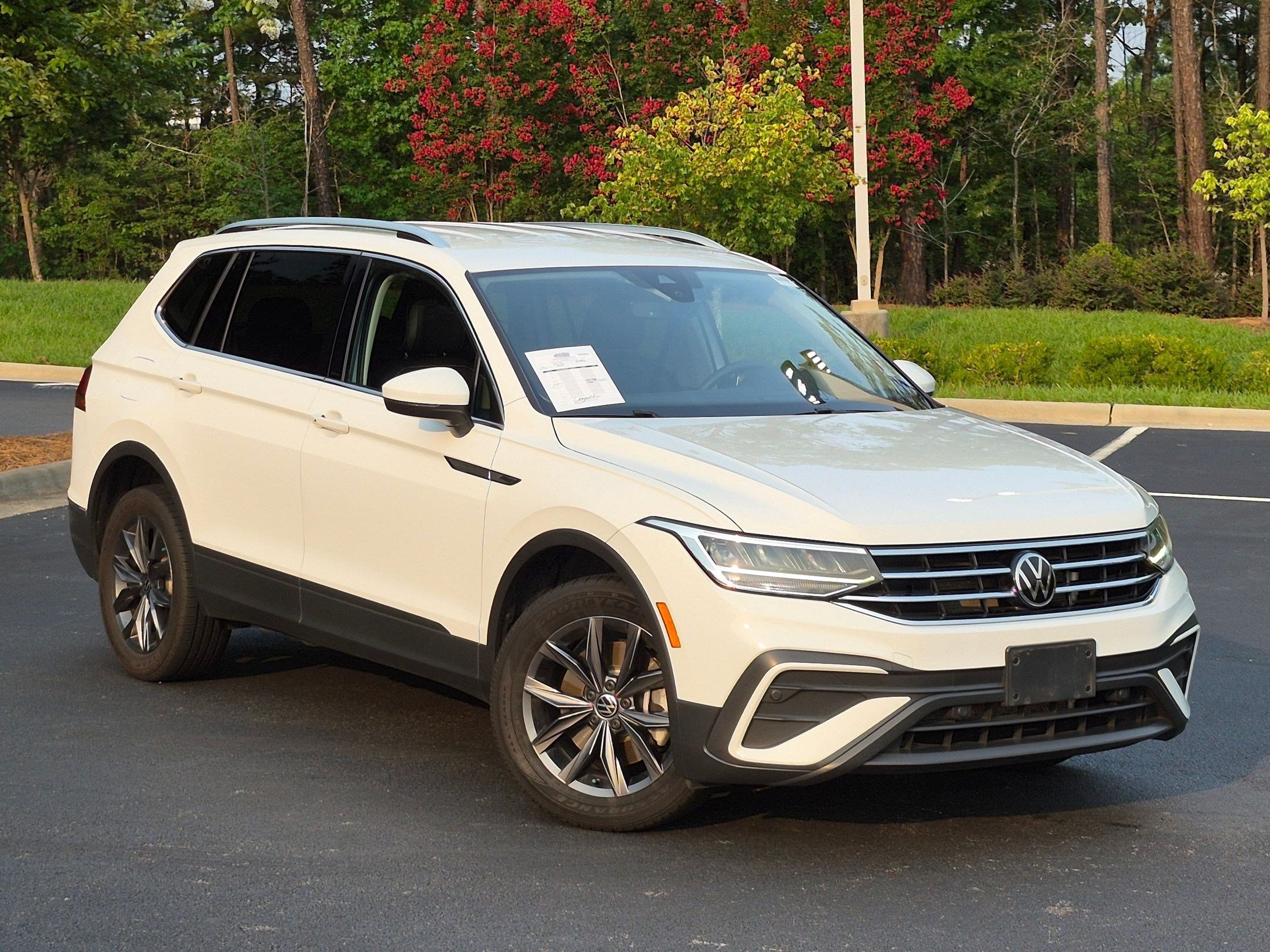 volkswagen tiguan 2022 3VV2B7AX6NM143032 image volkswagen tiguan 2022 3VV2B7AX6NM143032 image