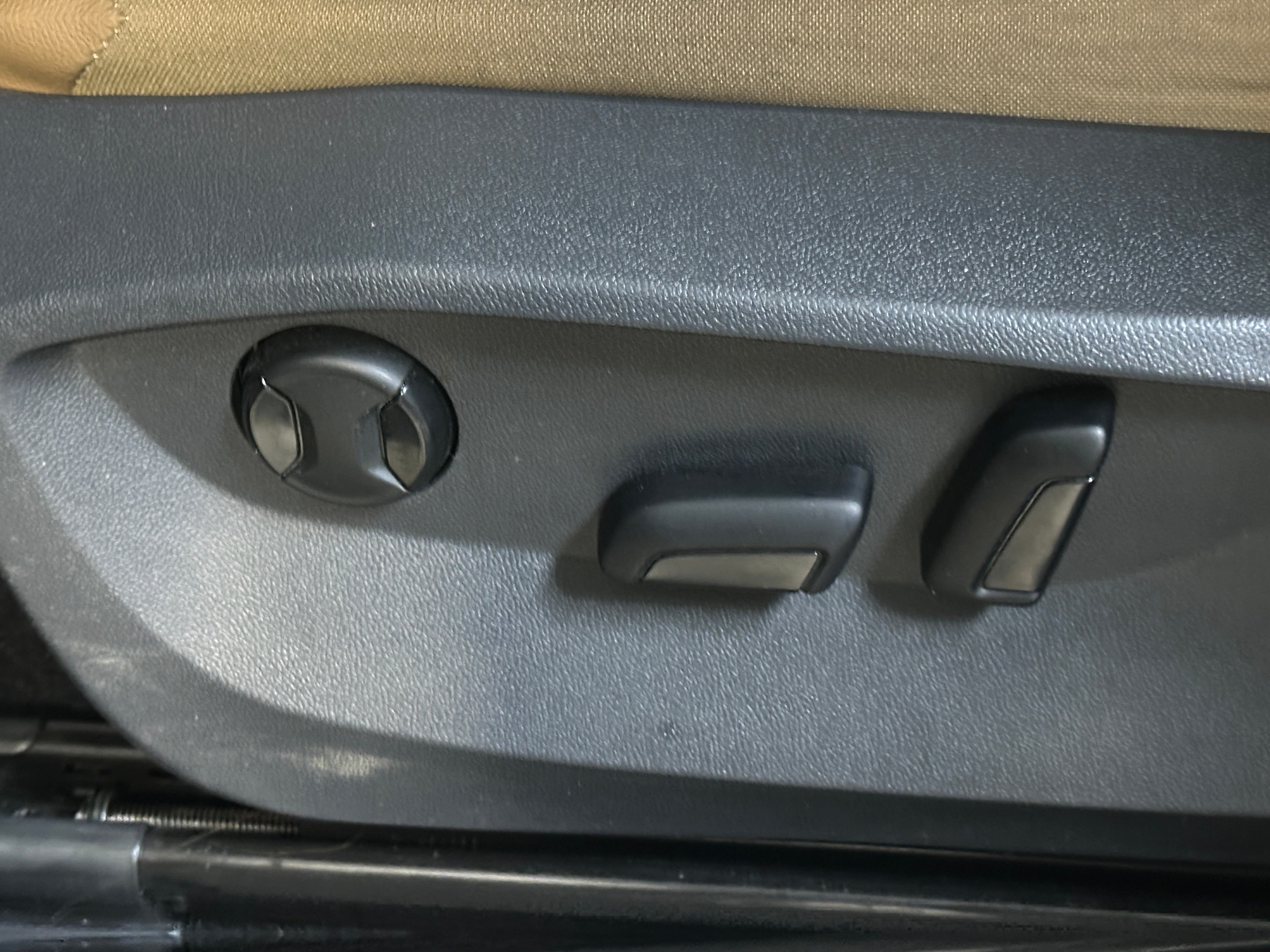 volkswagen tiguan 2022 3VV2B7AX0NM037577 image volkswagen tiguan 2022 3VV2B7AX0NM037577 image