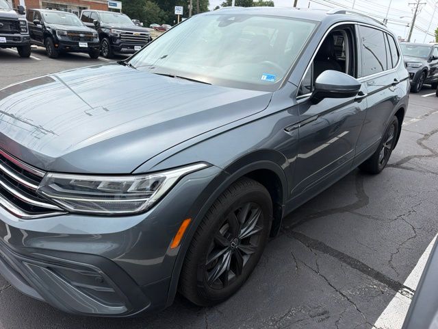 volkswagen tiguan 2022 3VV3B7AX4NM008037 image volkswagen tiguan 2022 3VV3B7AX4NM008037 image