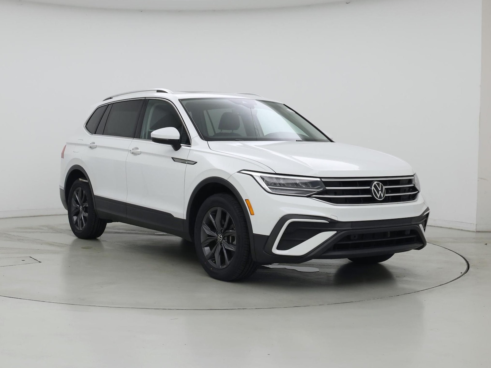 volkswagen tiguan 2022 3VV3B7AX6NM126218 image volkswagen tiguan 2022 3VV3B7AX6NM126218 image