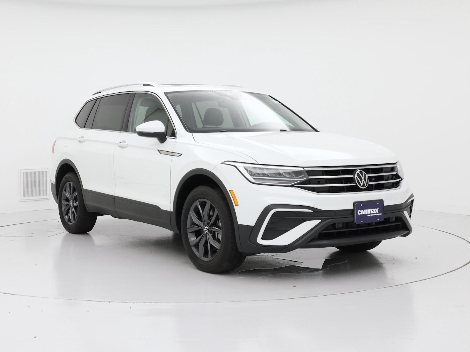 volkswagen tiguan 2022 3VV2B7AX5NM157911 image volkswagen tiguan 2022 3VV2B7AX5NM157911 image