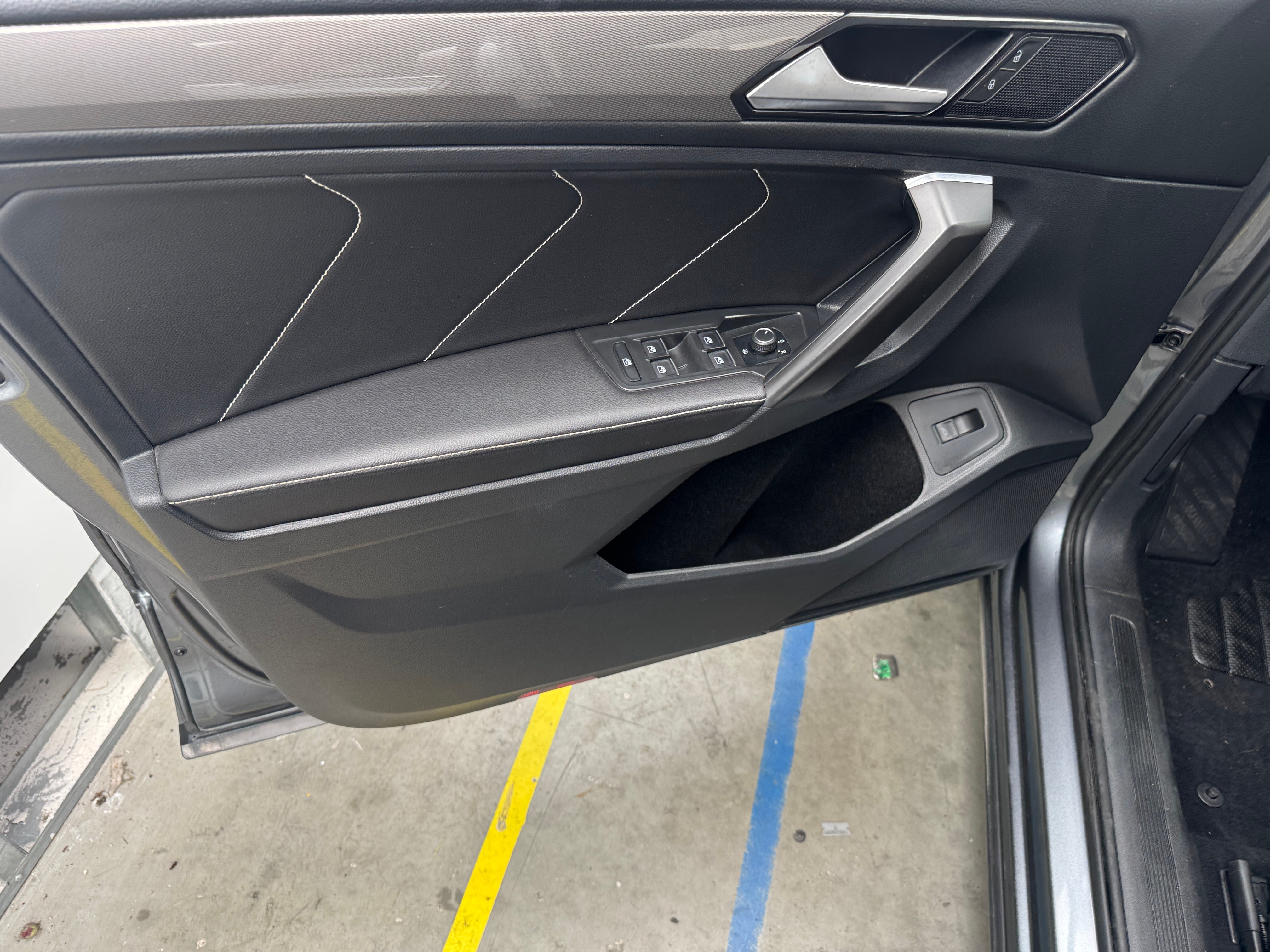 volkswagen tiguan 2022 3VV3B7AX1NM024180 image volkswagen tiguan 2022 3VV3B7AX1NM024180 image