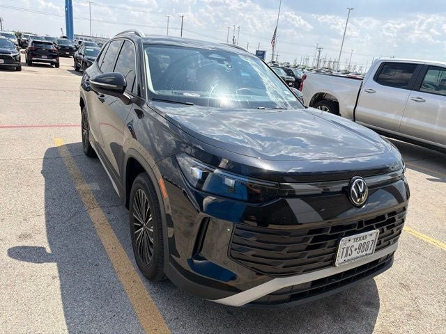 volkswagen tiguan 2025 3VVCR7RM7SM057198 image volkswagen tiguan 2025 3VVCR7RM7SM057198 image