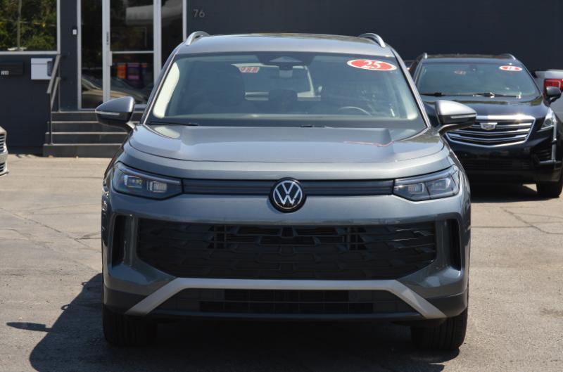 volkswagen tiguan 2025 3VVBR7RM9SM063726 image volkswagen tiguan 2025 3VVBR7RM9SM063726 image