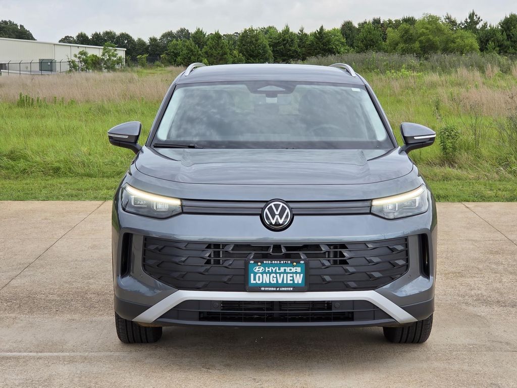 volkswagen tiguan 2025 3VVFR7RM8SM022019 image volkswagen tiguan 2025 3VVFR7RM8SM022019 image