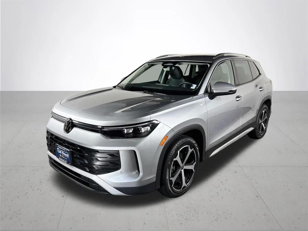 volkswagen tiguan 2025 3VVFR7RM6SM021192 image volkswagen tiguan 2025 3VVFR7RM6SM021192 image