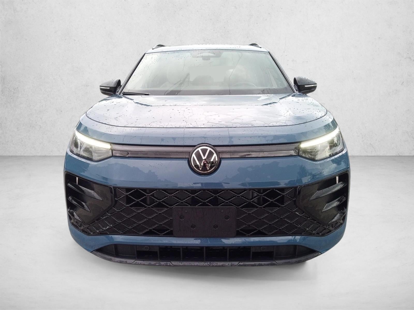 volkswagen tiguan 2025 3VVHR7RM0SM059042 image volkswagen tiguan 2025 3VVHR7RM0SM059042 image