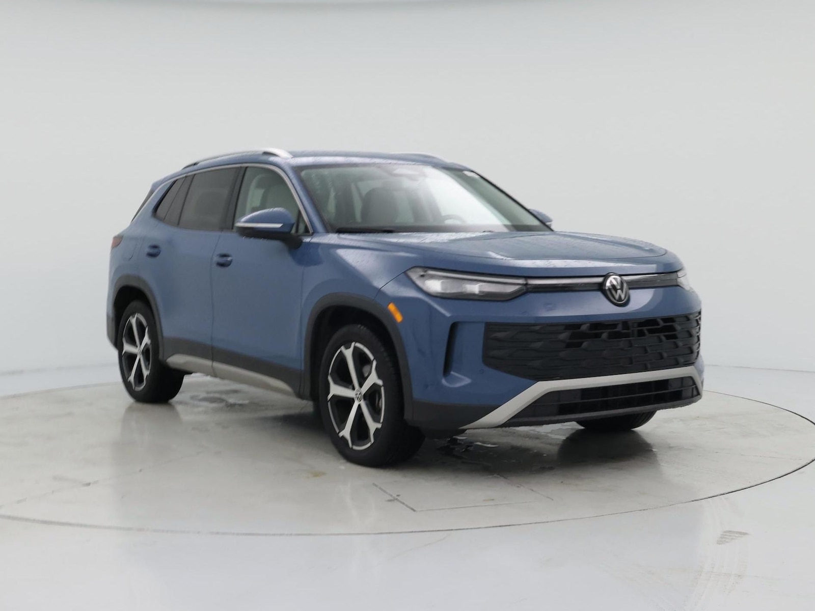 volkswagen tiguan 2025 3VVFR7RM8SM022439 image volkswagen tiguan 2025 3VVFR7RM8SM022439 image