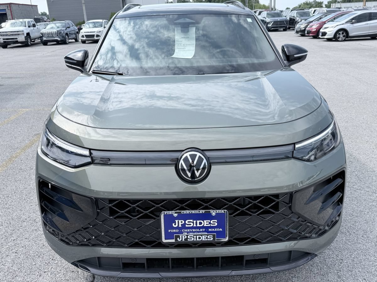 volkswagen tiguan 2025 3VVGR7RM4SM009398 image volkswagen tiguan 2025 3VVGR7RM4SM009398 image