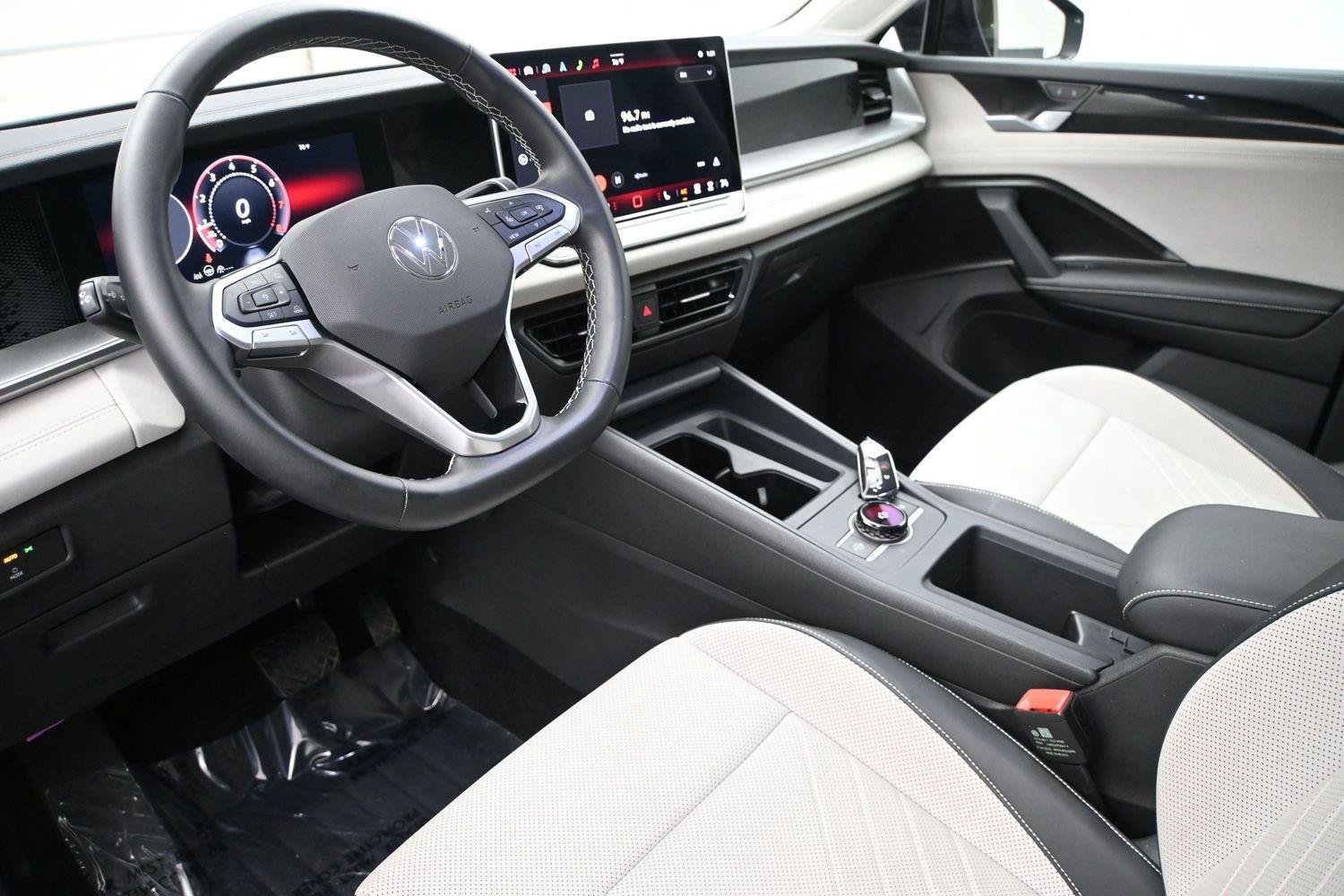 volkswagen tiguan 2025 3VVER7RM0SM017196 image volkswagen tiguan 2025 3VVER7RM0SM017196 image