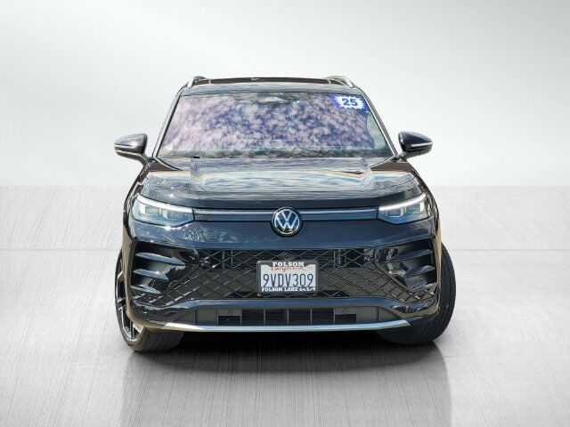 volkswagen tiguan 2025 3VVLR7RM3SM038566 image volkswagen tiguan 2025 3VVLR7RM3SM038566 image