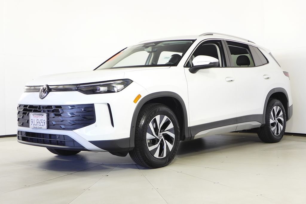 volkswagen tiguan 2025 3VVCR7RM8SM012853 image volkswagen tiguan 2025 3VVCR7RM8SM012853 image