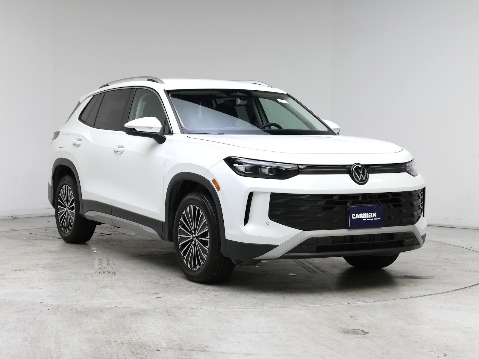 volkswagen tiguan 2025 3VVCR7RM3SM036753 image volkswagen tiguan 2025 3VVCR7RM3SM036753 image