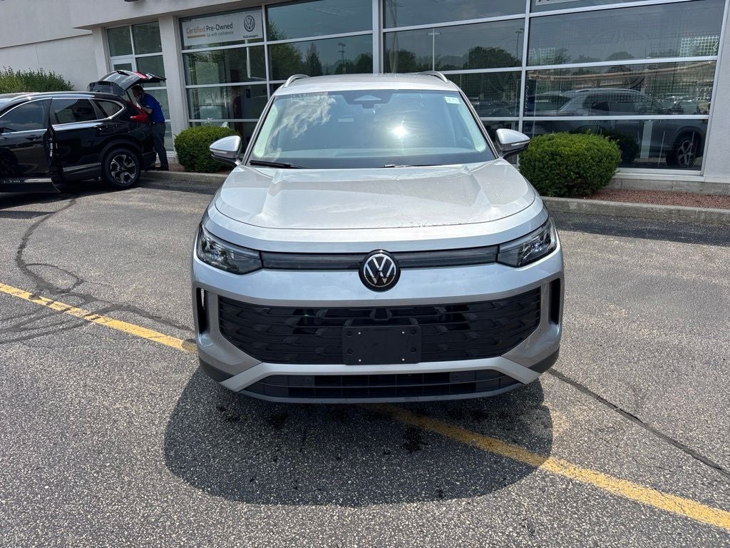 volkswagen tiguan 2025 3VVER7RM8SM061172 image volkswagen tiguan 2025 3VVER7RM8SM061172 image