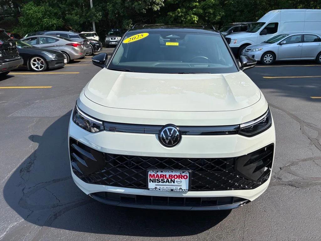 volkswagen tiguan 2025 3VVGR7RM4SM043423 image volkswagen tiguan 2025 3VVGR7RM4SM043423 image