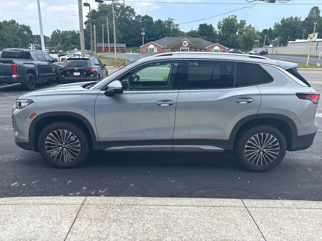 volkswagen tiguan 2025 3VVBR7RM5SM060564 image volkswagen tiguan 2025 3VVBR7RM5SM060564 image