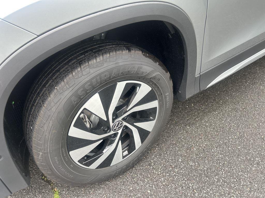 volkswagen tiguan 2025 3VVBR7RM9SM003865 image volkswagen tiguan 2025 3VVBR7RM9SM003865 image