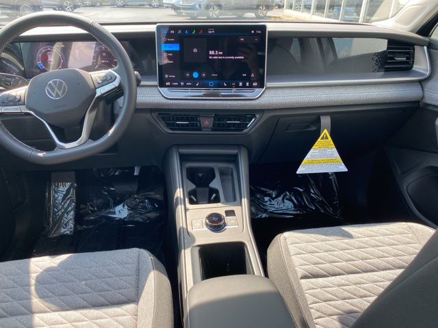 volkswagen tiguan 2025 3VVBR7RM2SM049697 image volkswagen tiguan 2025 3VVBR7RM2SM049697 image