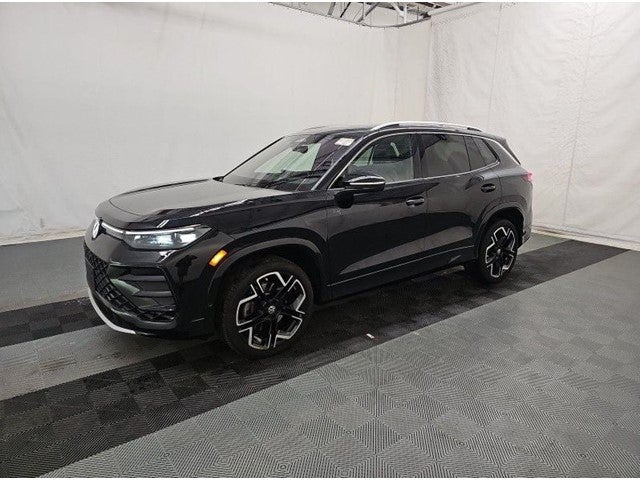 volkswagen tiguan 2025 3VVLR7RMXSM008030 image volkswagen tiguan 2025 3VVLR7RMXSM008030 image