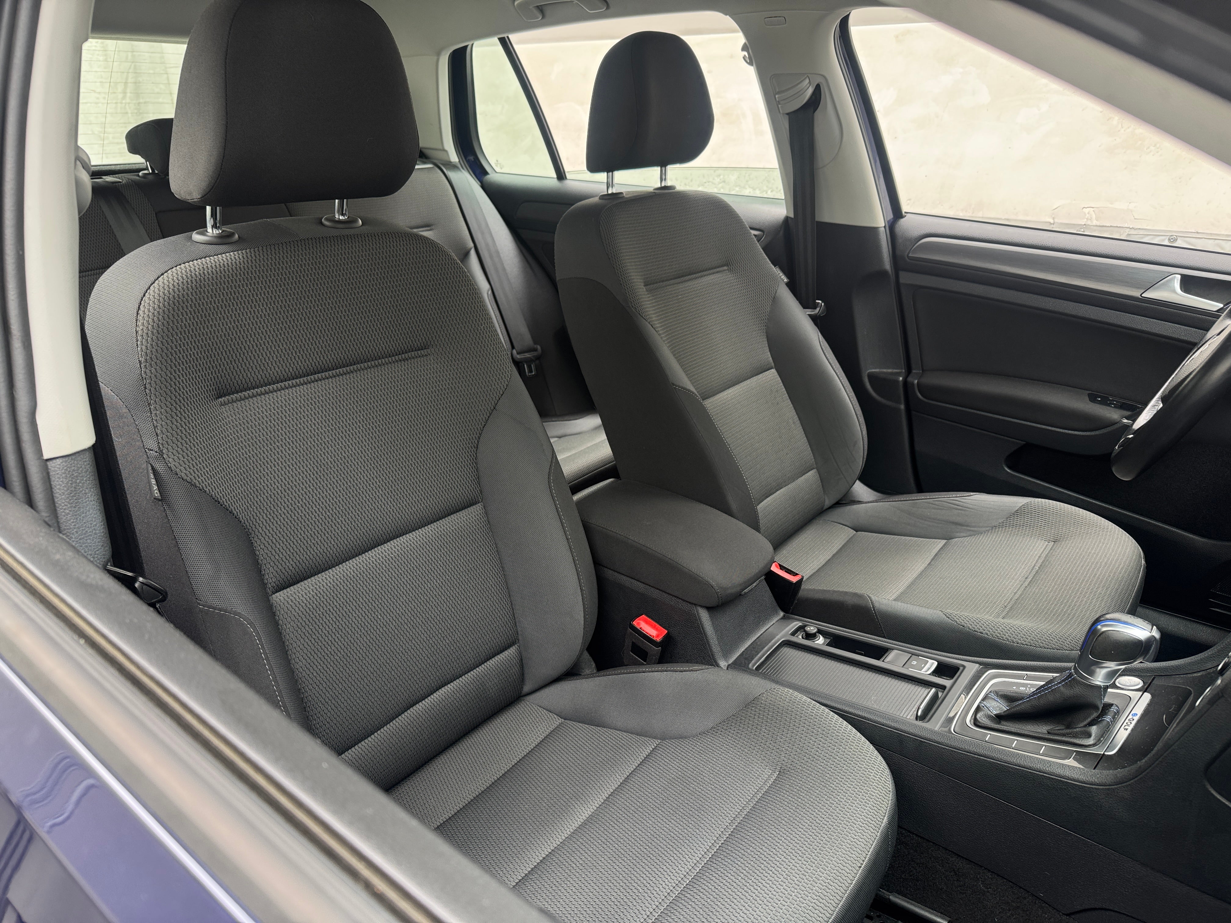 volkswagen e-golf 2019 WVWKR7AU6KW902628 image volkswagen e-golf 2019 WVWKR7AU6KW902628 image