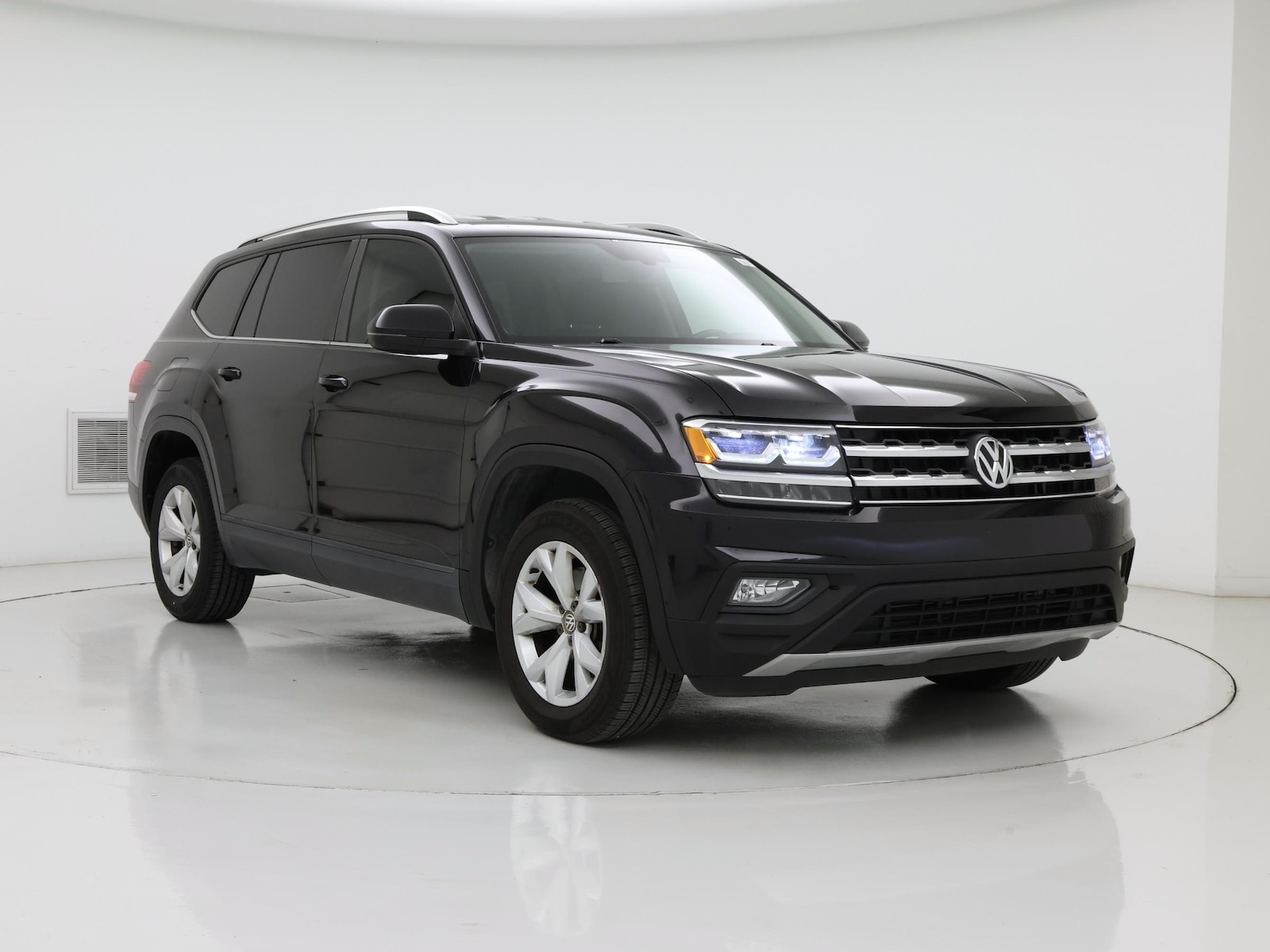 volkswagen atlas 2018 1V2CR2CA3JC562069 image volkswagen atlas 2018 1V2CR2CA3JC562069 image