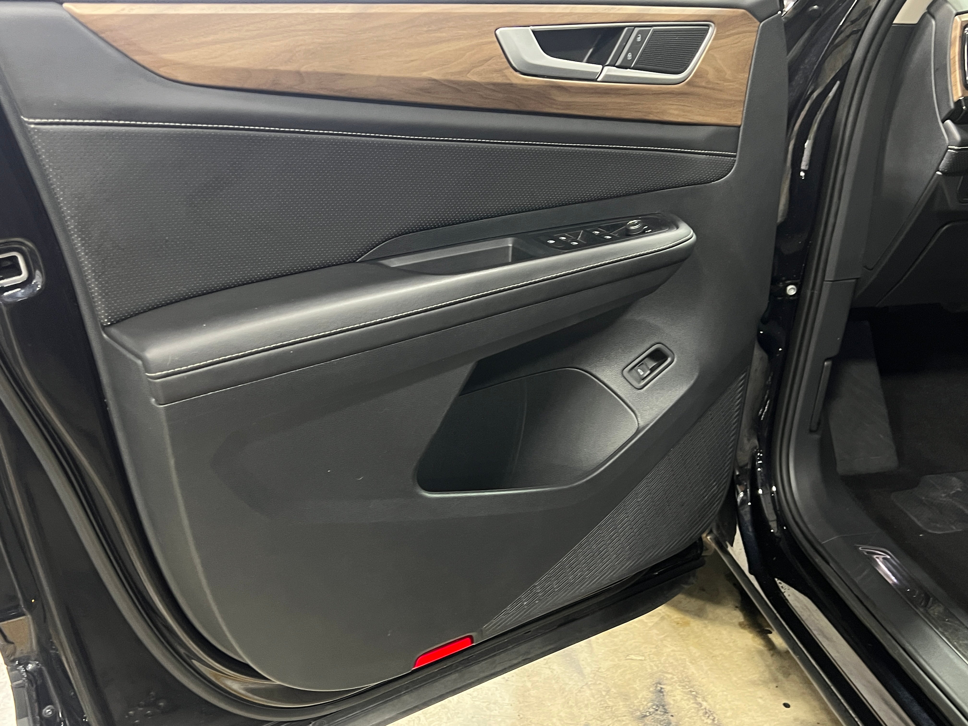 volkswagen atlas 2026 1V2WN2CA7TC501612 image volkswagen atlas 2026 1V2WN2CA7TC501612 image