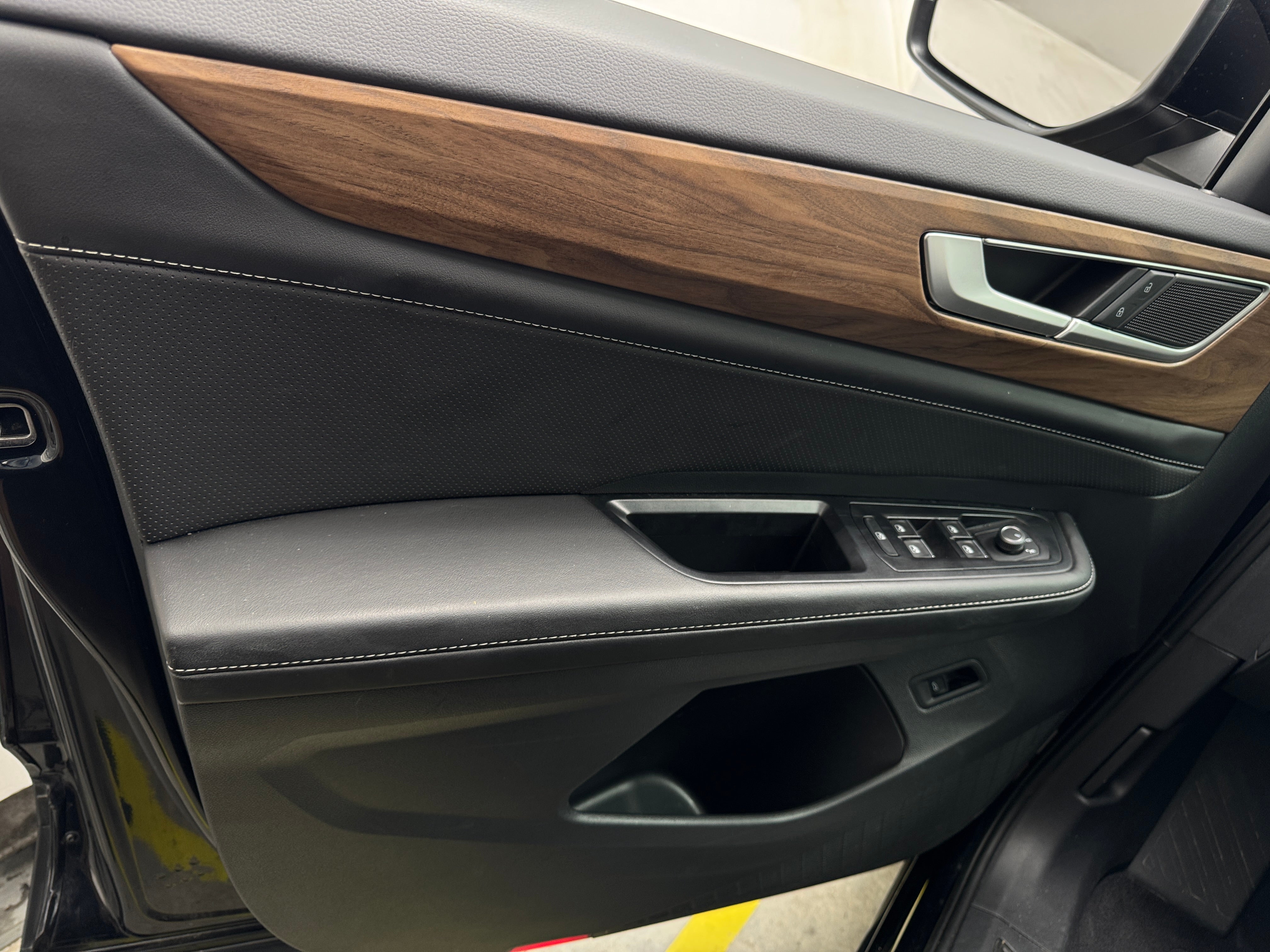 volkswagen atlas 2026 1V2WN2CAXTC522745 image volkswagen atlas 2026 1V2WN2CAXTC522745 image