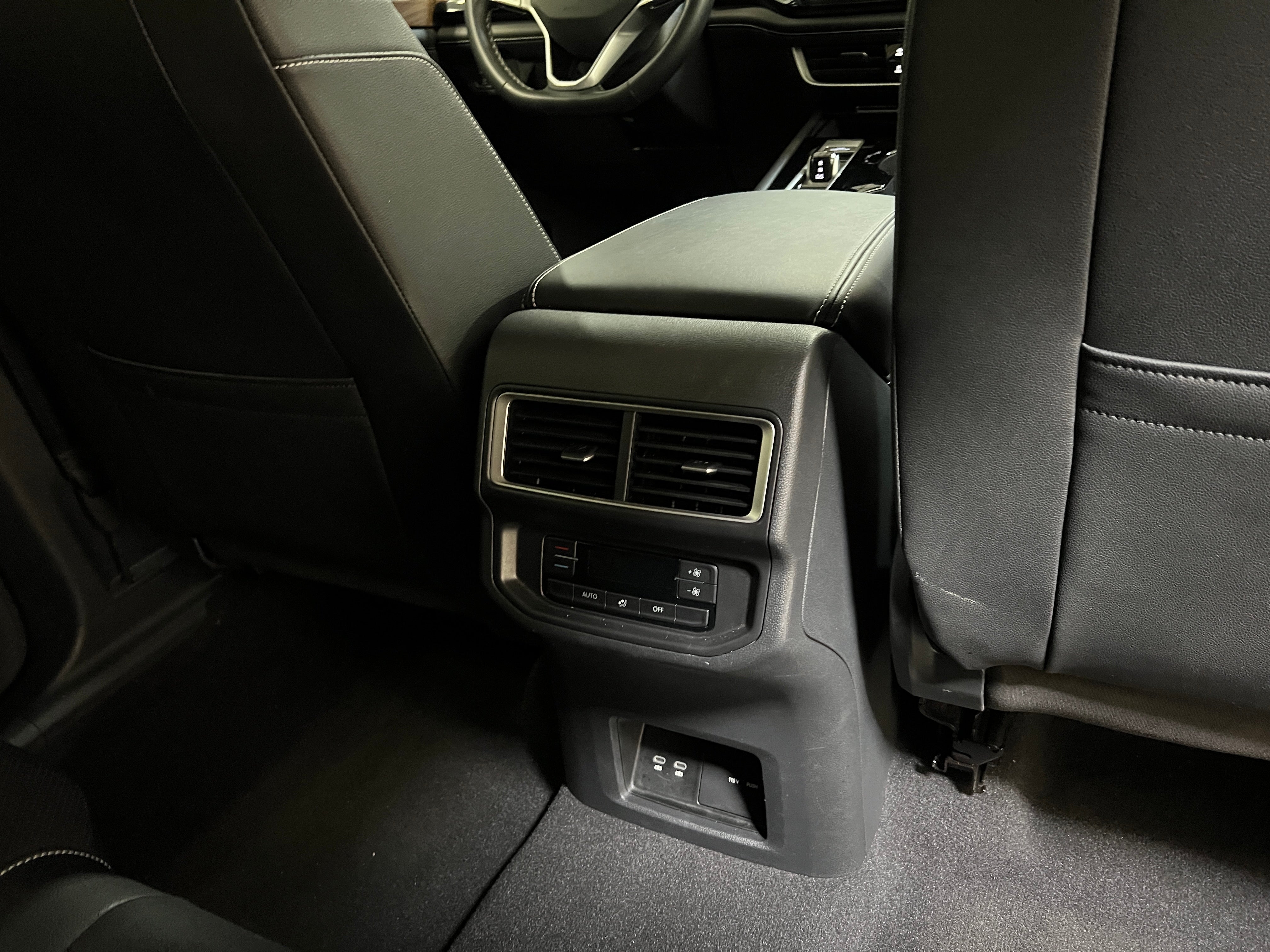 volkswagen atlas 2026 1V2WN2CA2TC519404 image volkswagen atlas 2026 1V2WN2CA2TC519404 image