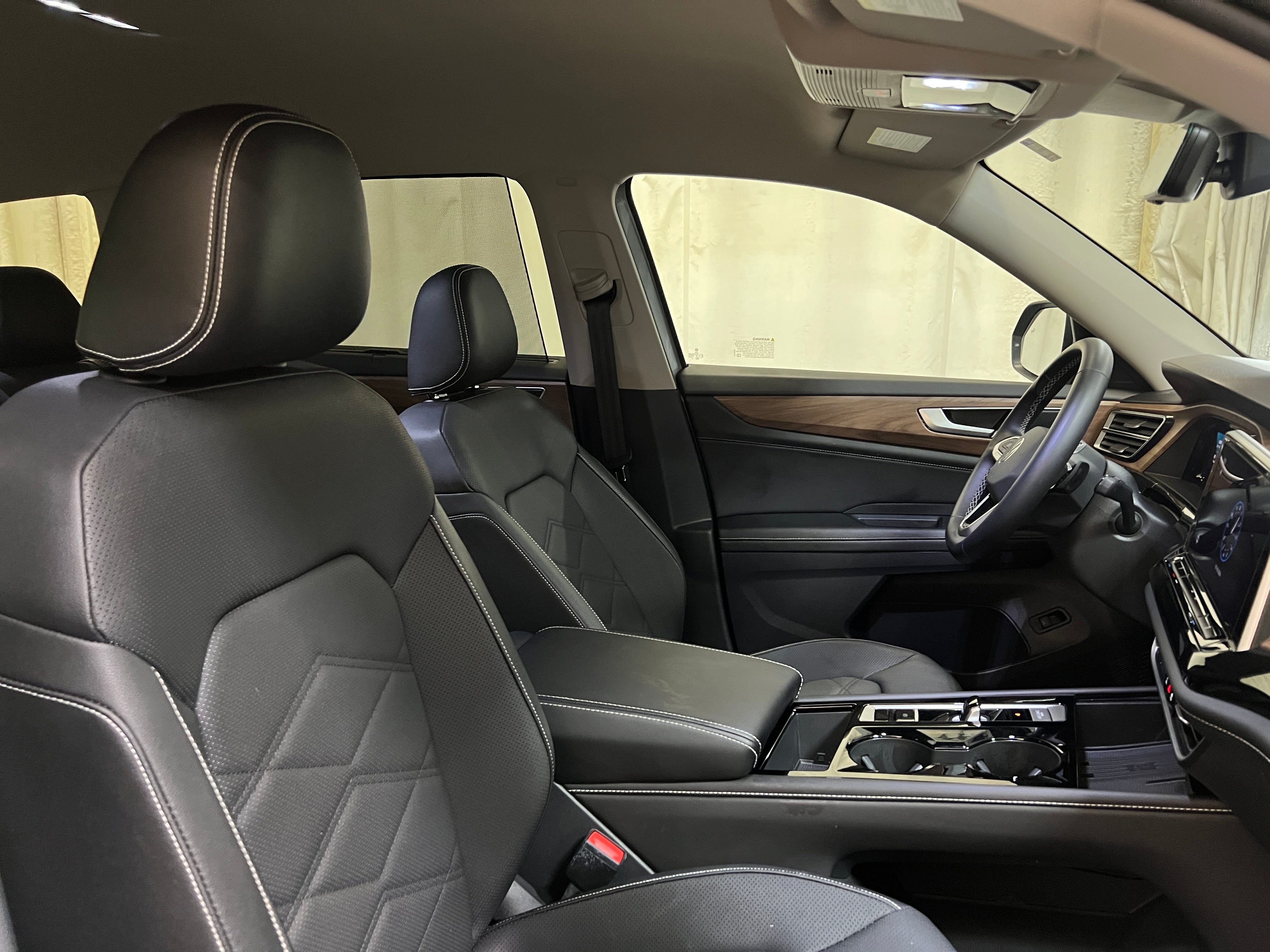 volkswagen atlas 2026 1V2HN2CA3TC523356 image volkswagen atlas 2026 1V2HN2CA3TC523356 image
